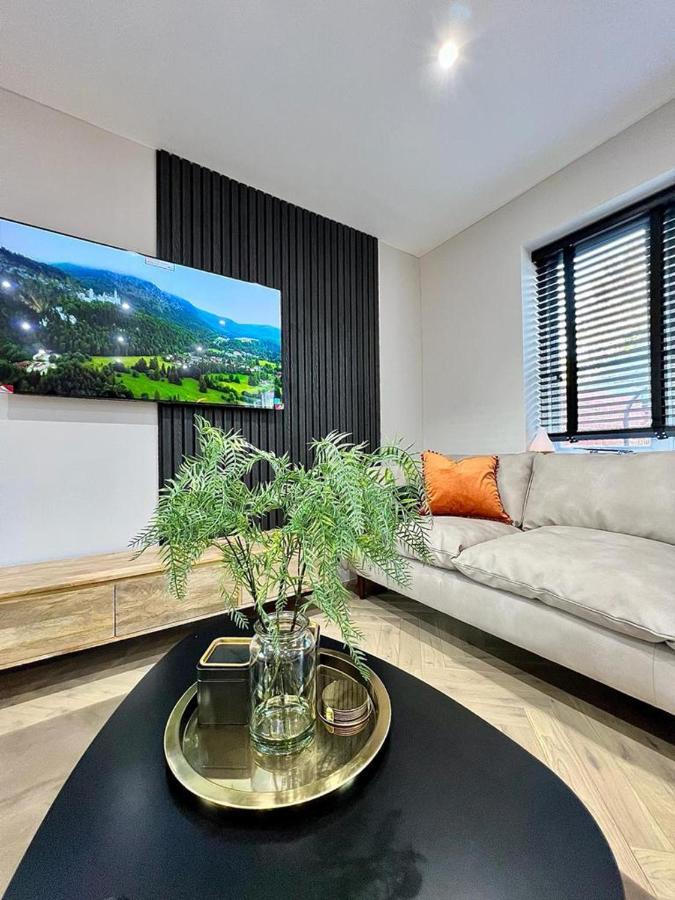 Charming 3-Bed House With 1 Parking Space Canterbury Exteriör bild