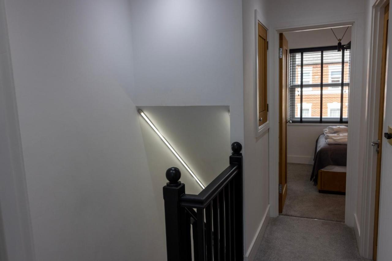 Charming 3-Bed House With 1 Parking Space Canterbury Exteriör bild