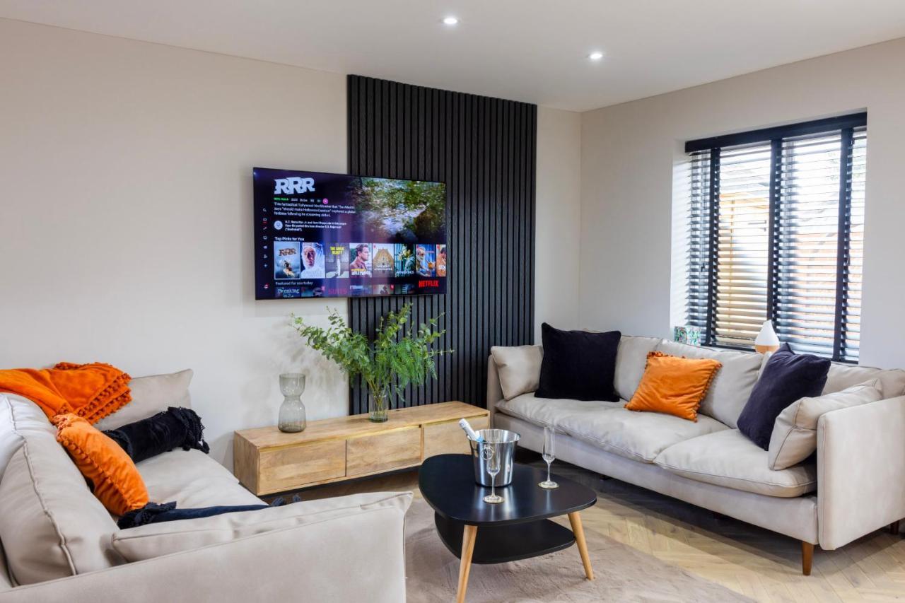 Charming 3-Bed House With 1 Parking Space Canterbury Exteriör bild
